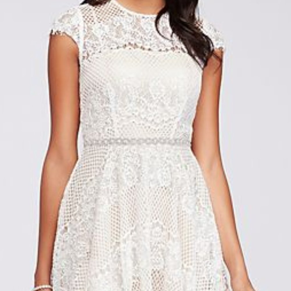 Vow renewal, wedding and special occasion dress - absolutely stunning!